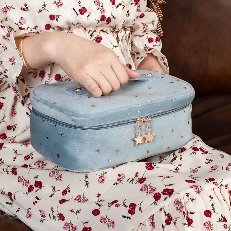 Christmas Gift Handbag Makeup  - огляд і ціна Luxury Xmas Bags