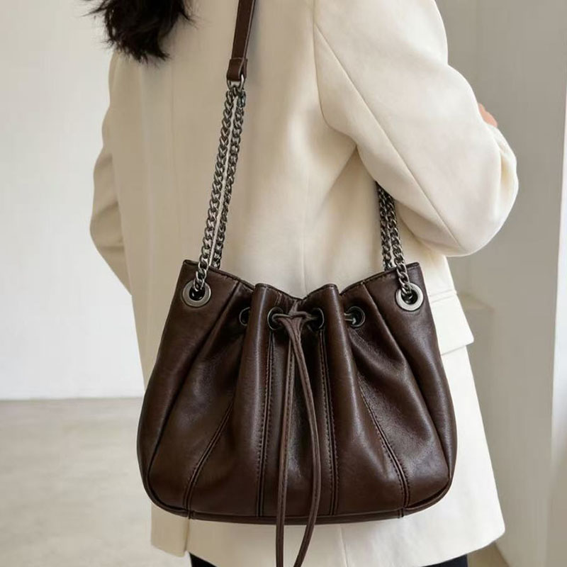Fashion Drawstring Bucket Bag  - огляд і ціна Chain Crossbody Quilted