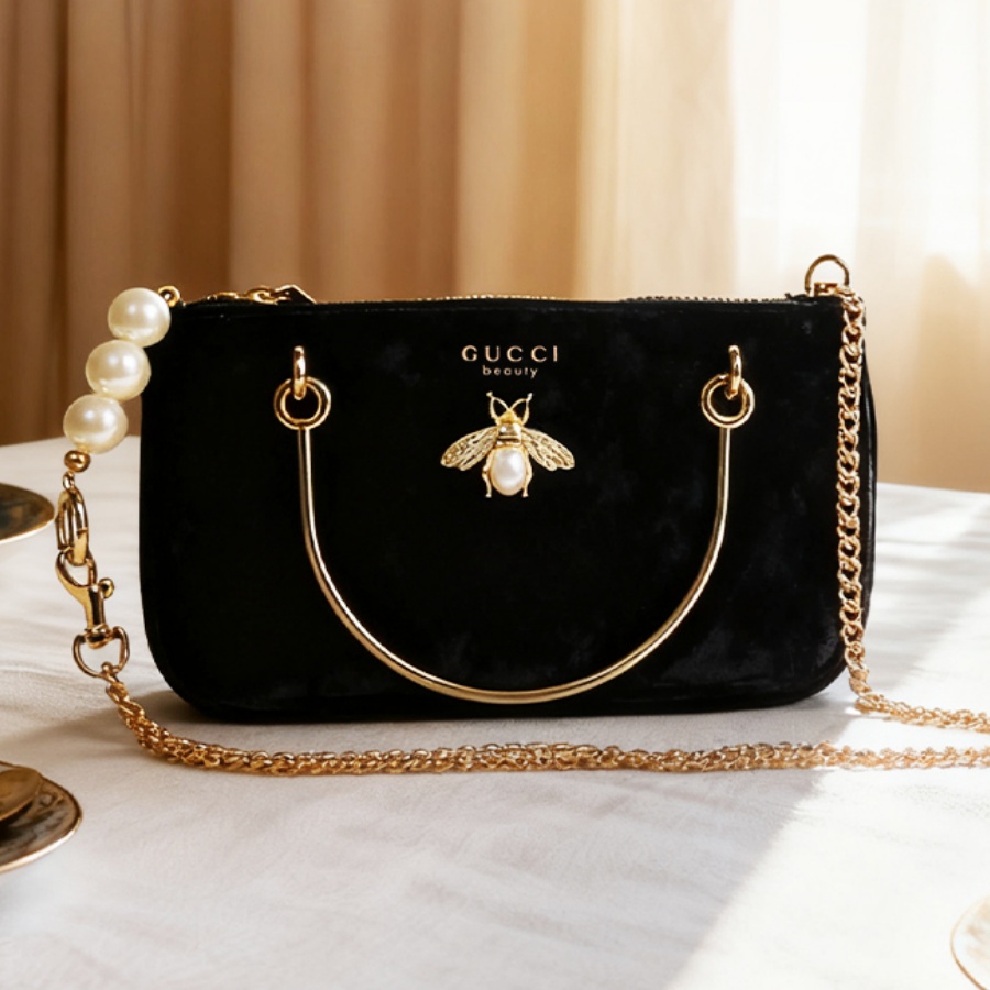 Gucci’s Bag Women Black Velvet - огляд і ціна Luxury Beach Bags Ysl
