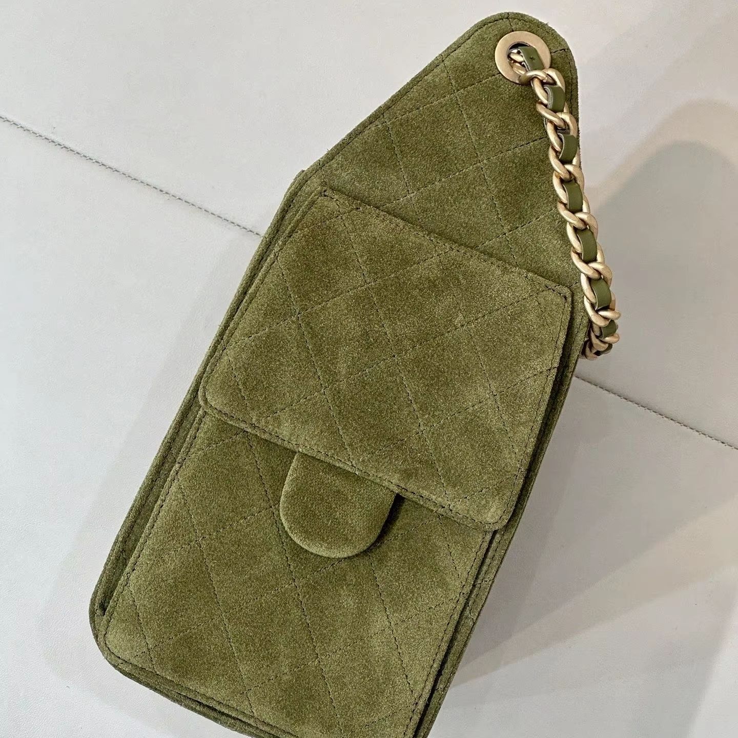 Olive Green Suede Quilted Phon - огляд і ціна Chain Crossbody Quilted