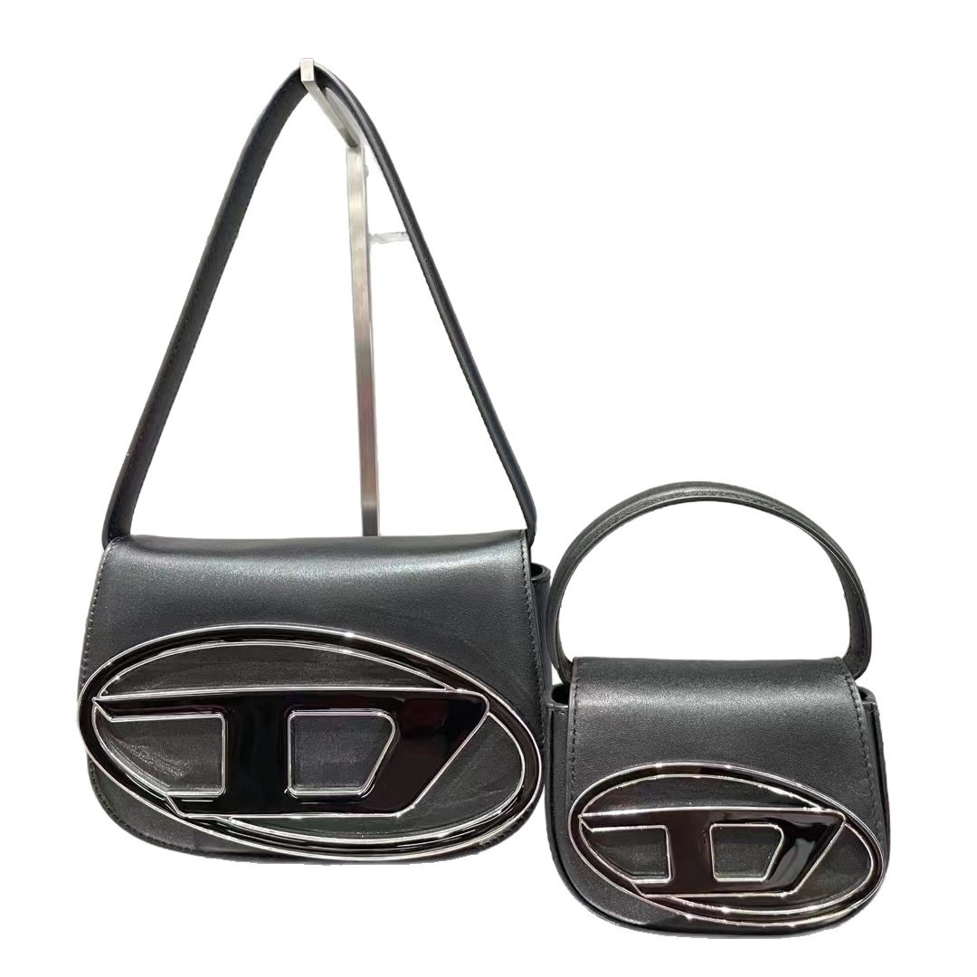 2 Sizes Black Frayed Denim Min - огляд і ціна Saddle Bag Distressed